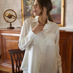 Antonia women's white silk shirt with two front pockets