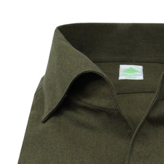 Green regular sports shirt Gaeta with ustica collar.